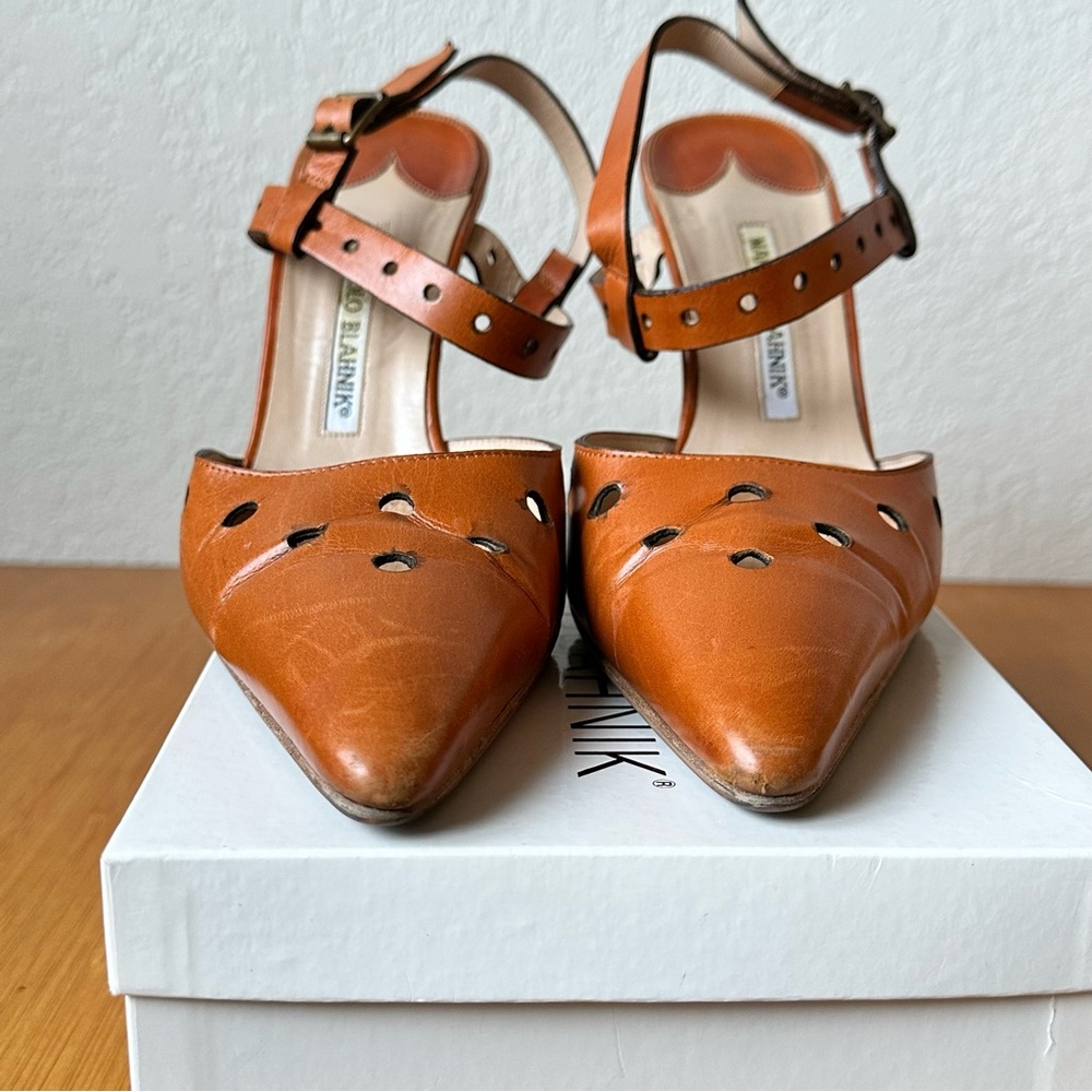 Manolo Blahnik Slingbacks - Picture 5 of 13